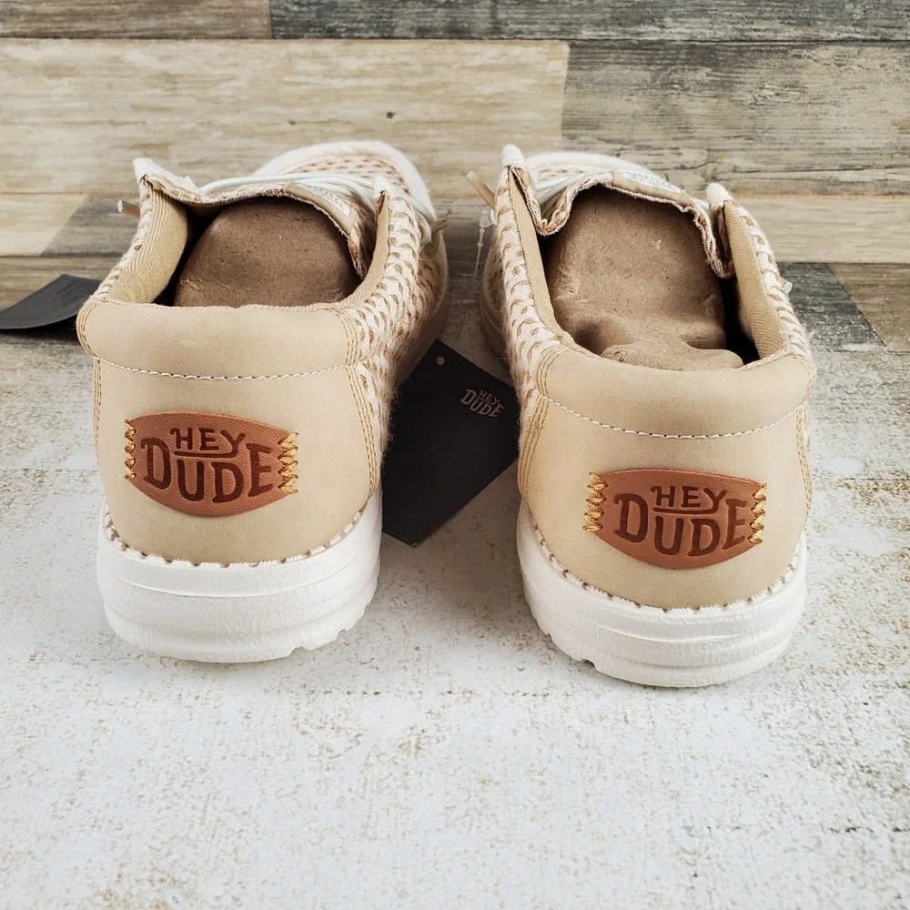 Hey Dude new without